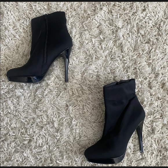 CHARLES by Charles David Shoes - CHARLES by Charles David Bootie Size 8.5 Black